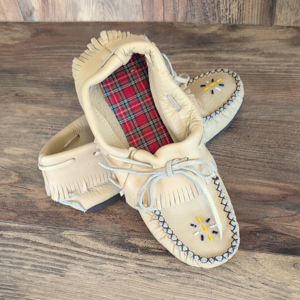 Laurentian Chief Beaded Moose Hide Canadian Handmade Moccasins 9 XX